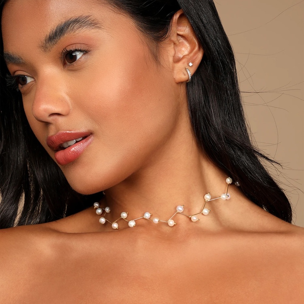 Isla 14KT Gold and White Pearl Choker Necklace
